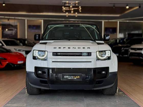 LAND ROVER DEFENDER 3.0 D300 TURBO DIESEL MHEV 90 HSE AWD AUTOMÁTICO